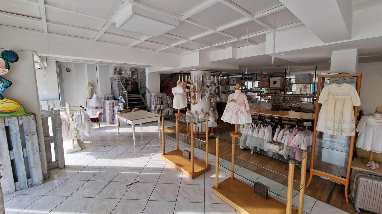 Negozio a Larnaca, Cipro, 360 m² - foto 3