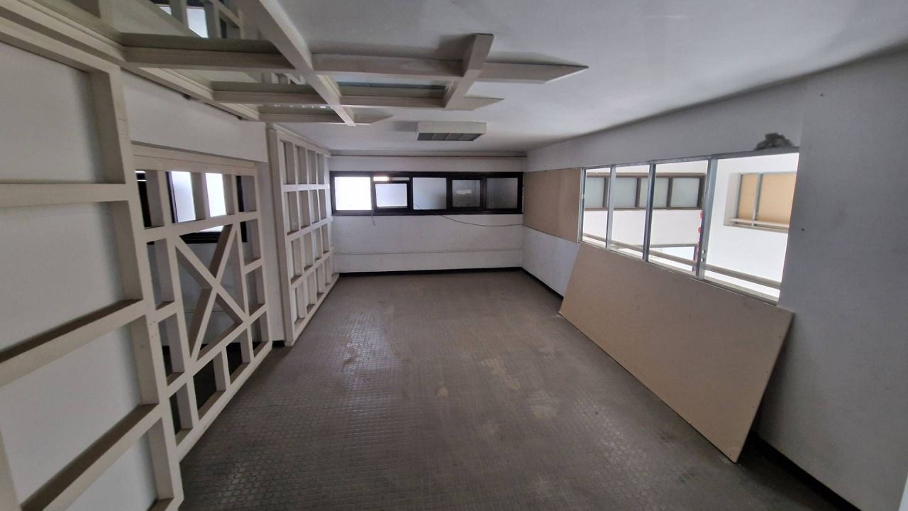 Negozio a Larnaca, Cipro, 360 m² - foto 9