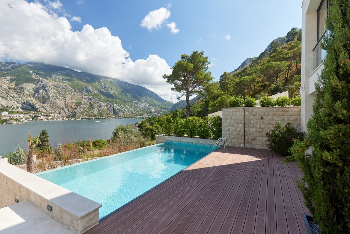 Haus in Kotor, Montenegro, 456 m² - Foto 1