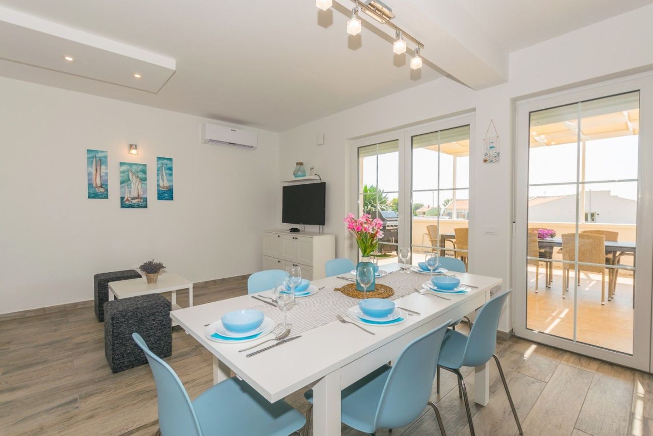 Casa en Medulin, Croacia, 186 m² - imagen 8