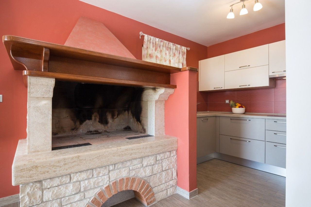 House in Fazana, Croatia, 180 m² - picture 12