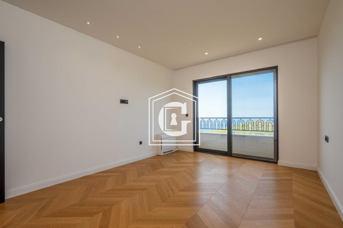 Villa in Rezevici, Montenegro, 318 m² - picture 15