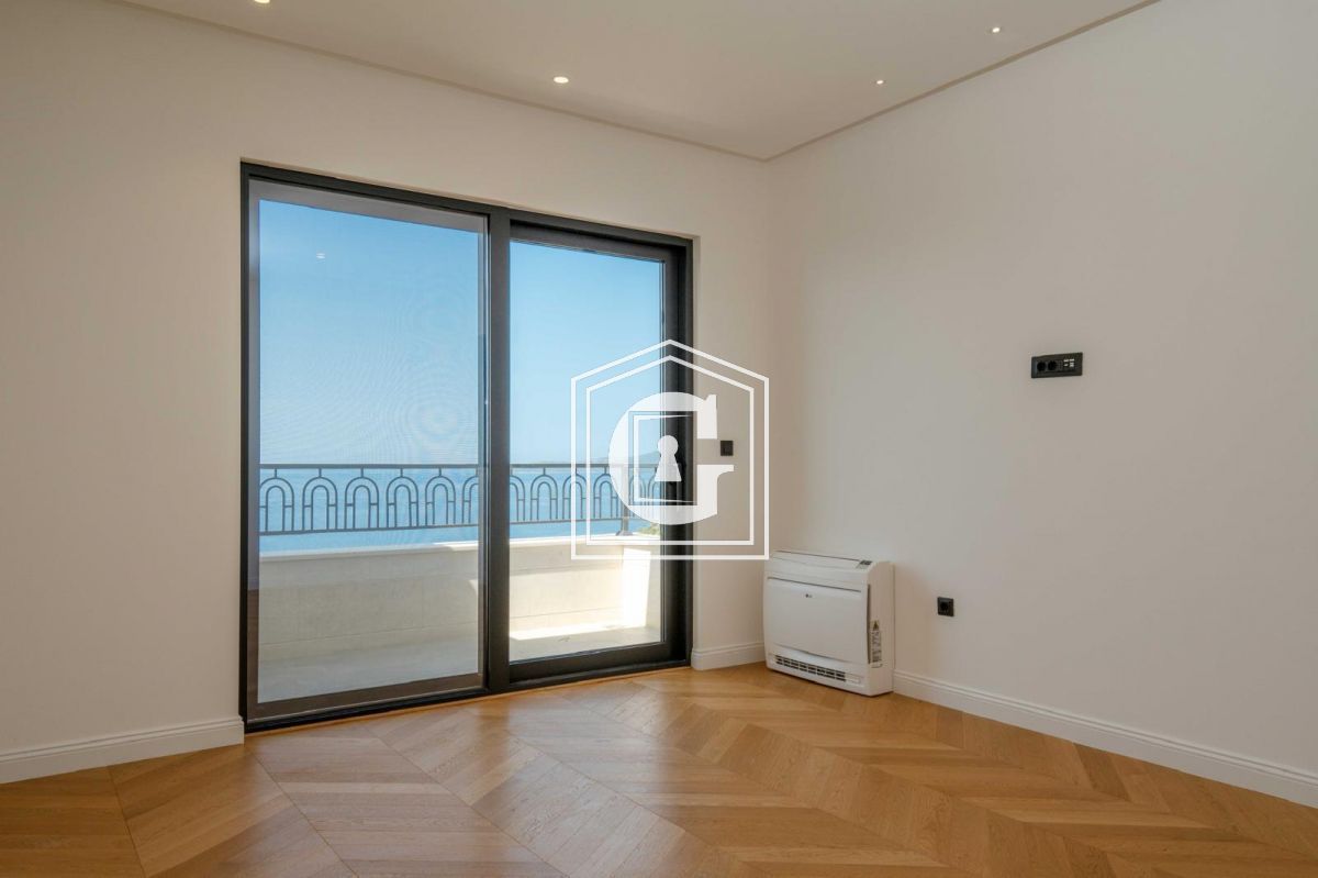 Villa in Rezevici, Montenegro, 318 m² - picture 12