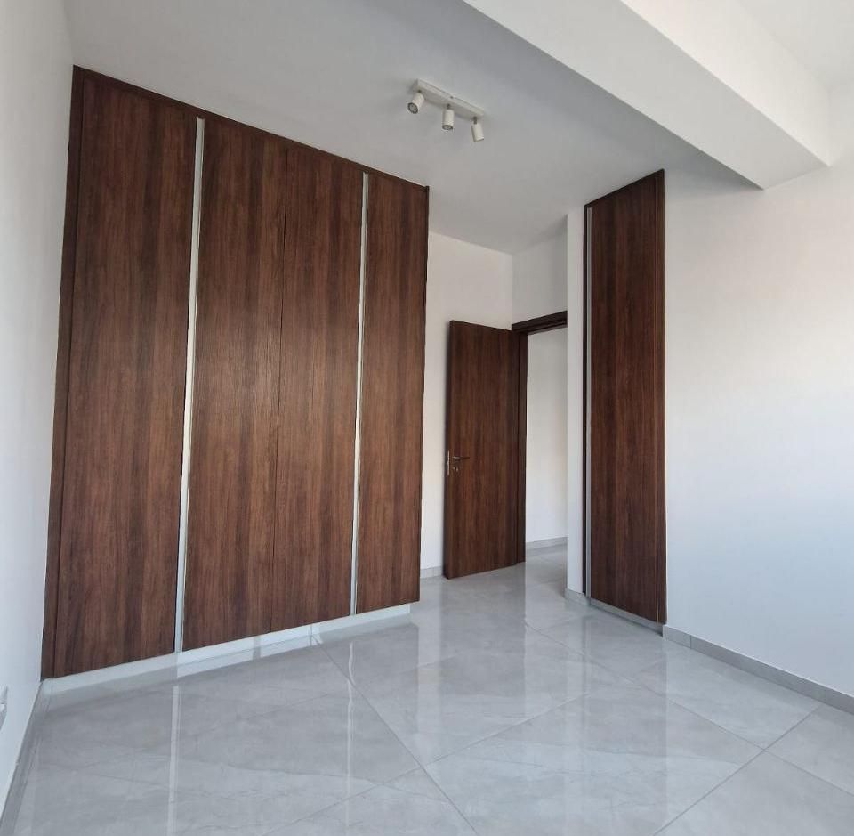 Piso en Limasol, Chipre, 215 m² - imagen 4