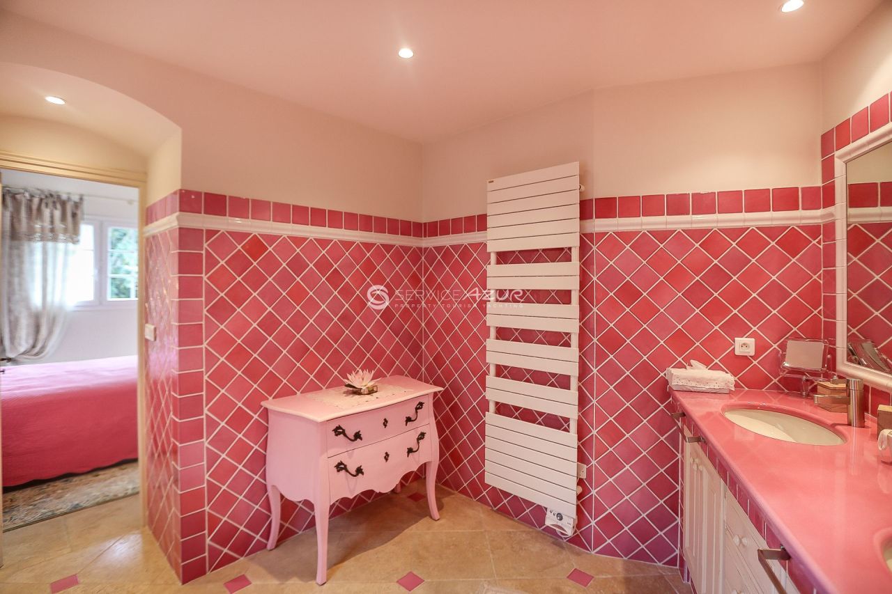 Villa a Saint-Tropez, Francia, 280 m² - foto 16