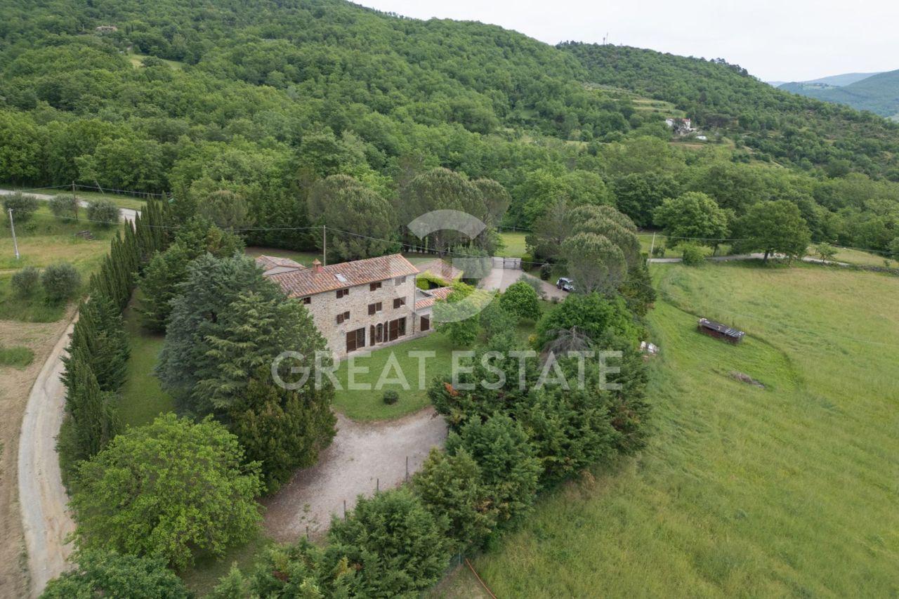 Maison à Cortone, Italie, 442.3 m² - image 3