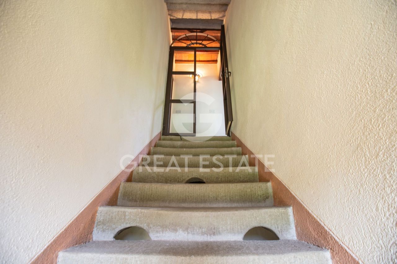 Maison à Cortone, Italie, 442.3 m² - image 18