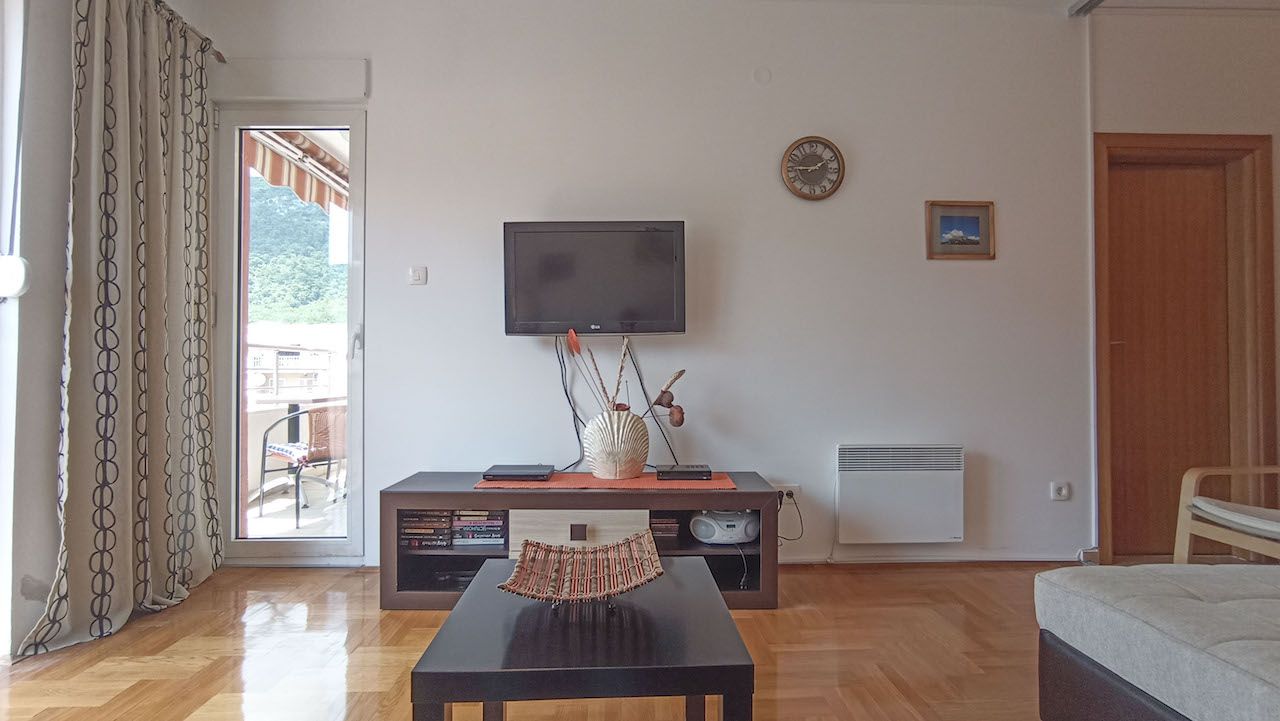 Flat in Budva, Montenegro, 47 m² - picture 1