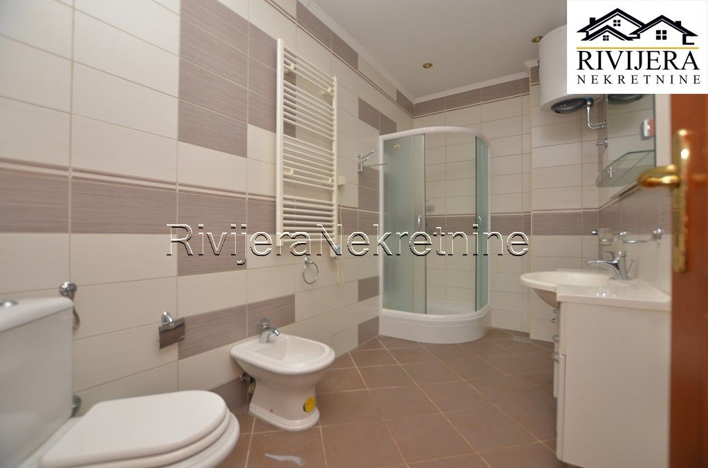 Casa a Herceg-Novi, Montenegro, 300 m² - foto 13