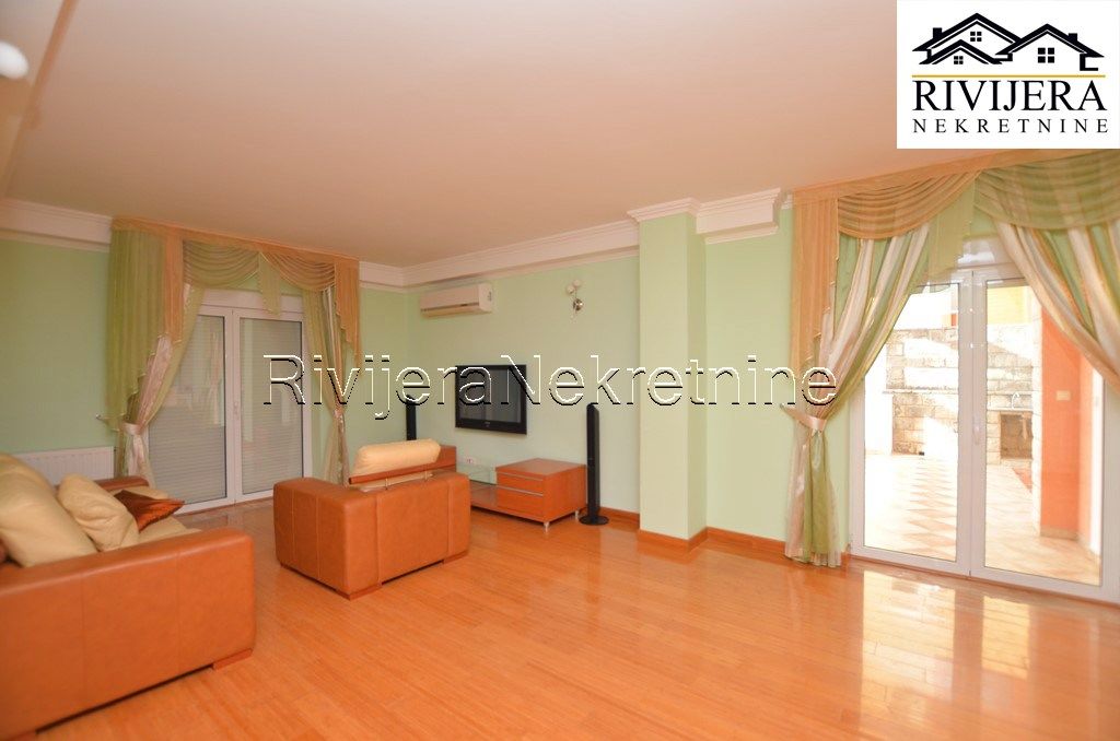 Casa a Herceg-Novi, Montenegro, 300 m² - foto 10