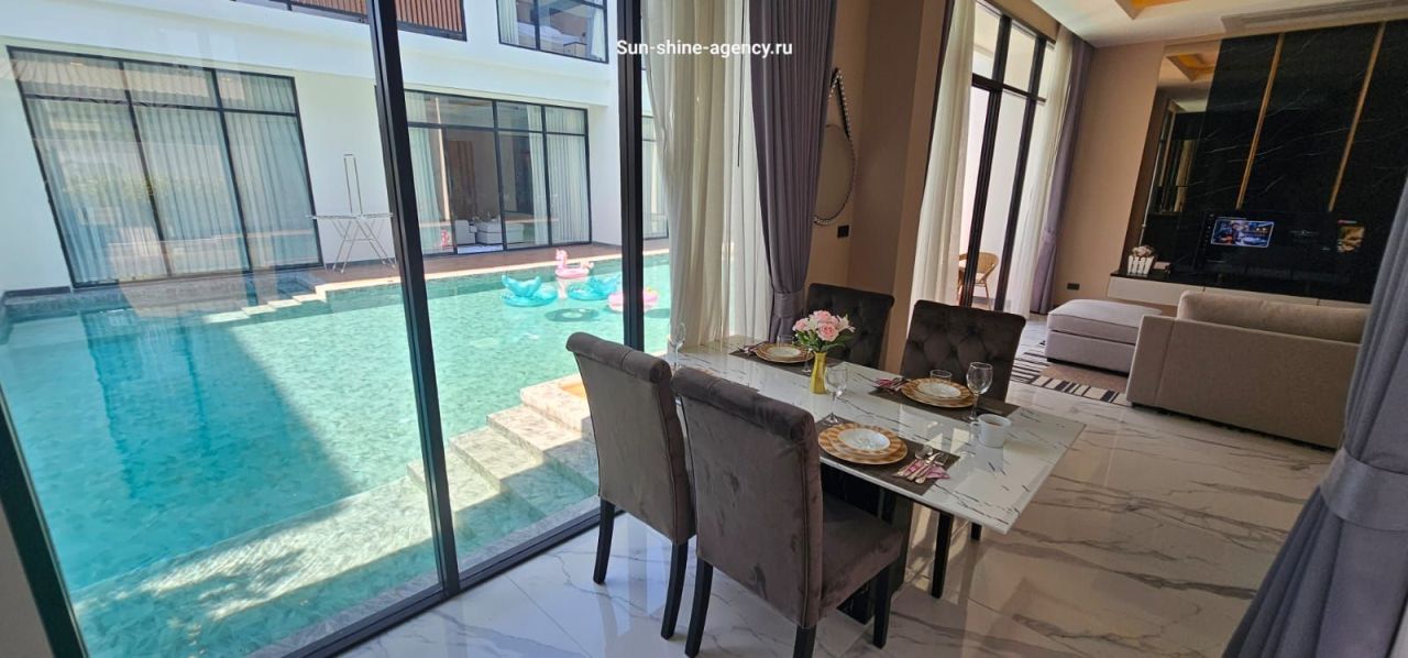 Villa en Pattaya, Tailandia, 154 m² - imagen 1