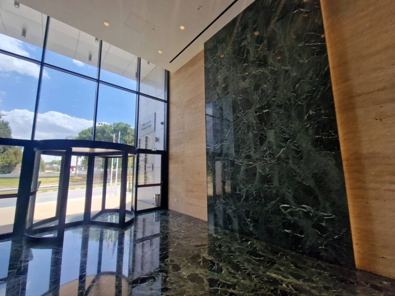 Office in Nicosia, Cyprus, 406 m² - picture 17