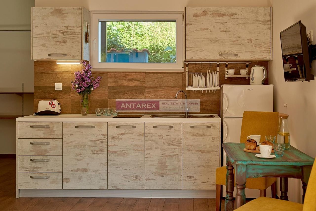 Villa en Petrovac, Montenegro, 75 m² - imagen 8