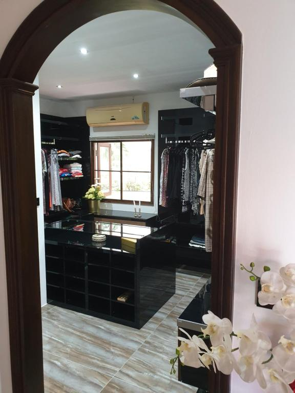 Villa a Phuket, Thailandia, 615 m² - foto 8