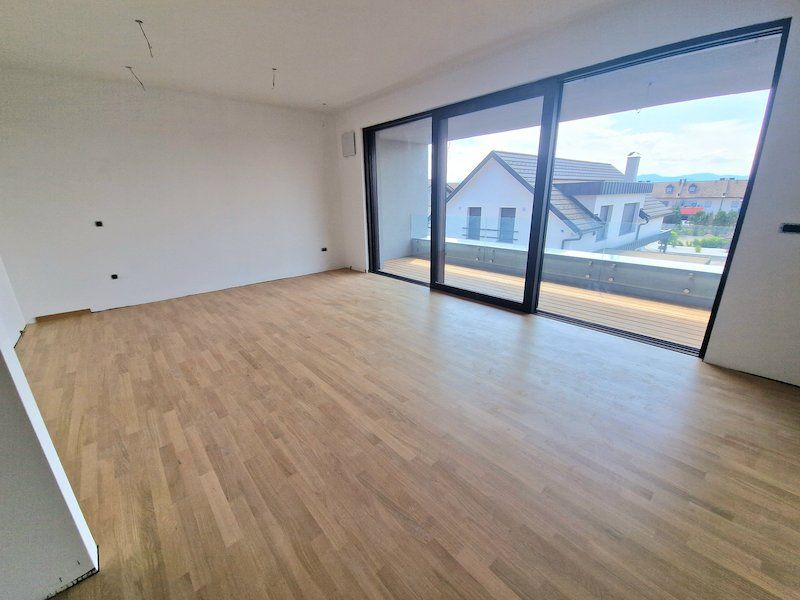 Flat in Ljubljana, Slovenia, 98 m² - picture 1