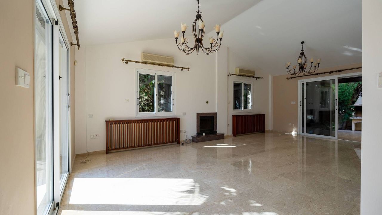 House in Limassol, Cyprus, 235 m² - picture 4