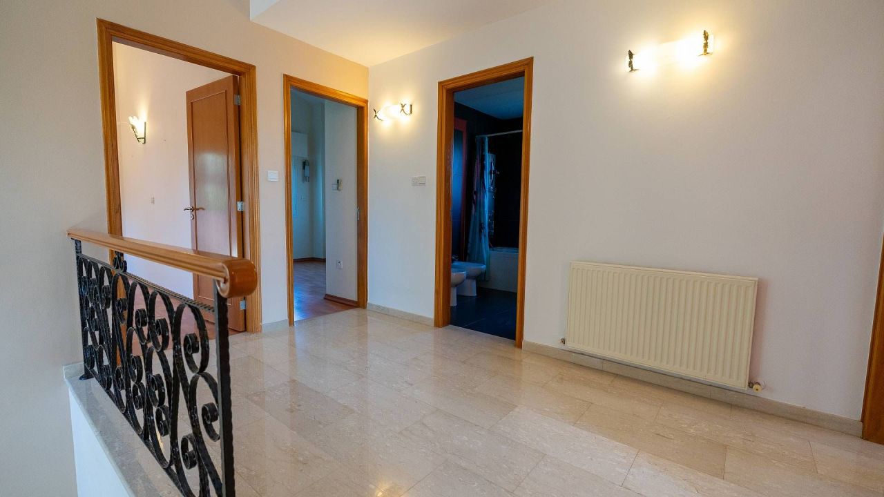 House in Limassol, Cyprus, 235 m² - picture 12