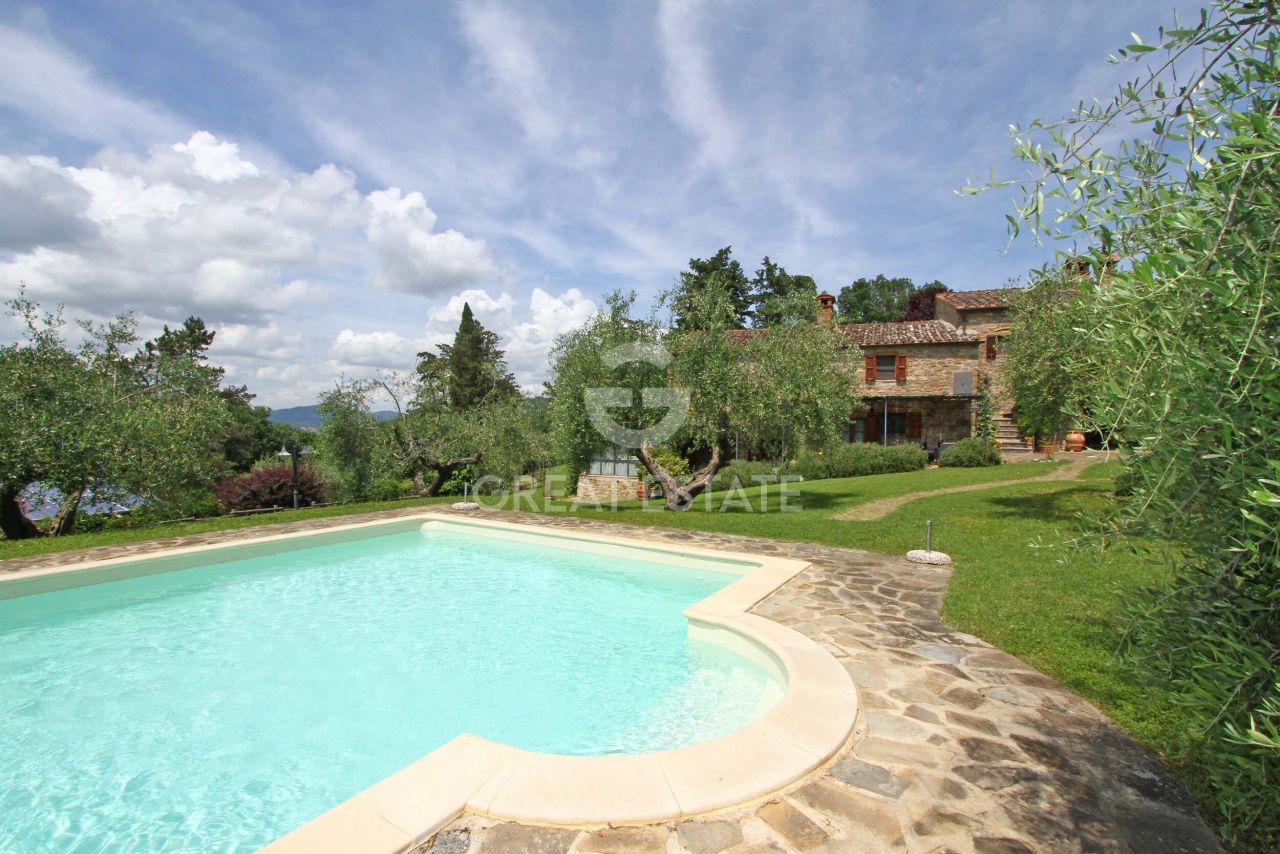 Maison à Passignano sul Trasimeno, Italie, 451.2 m² - image 5