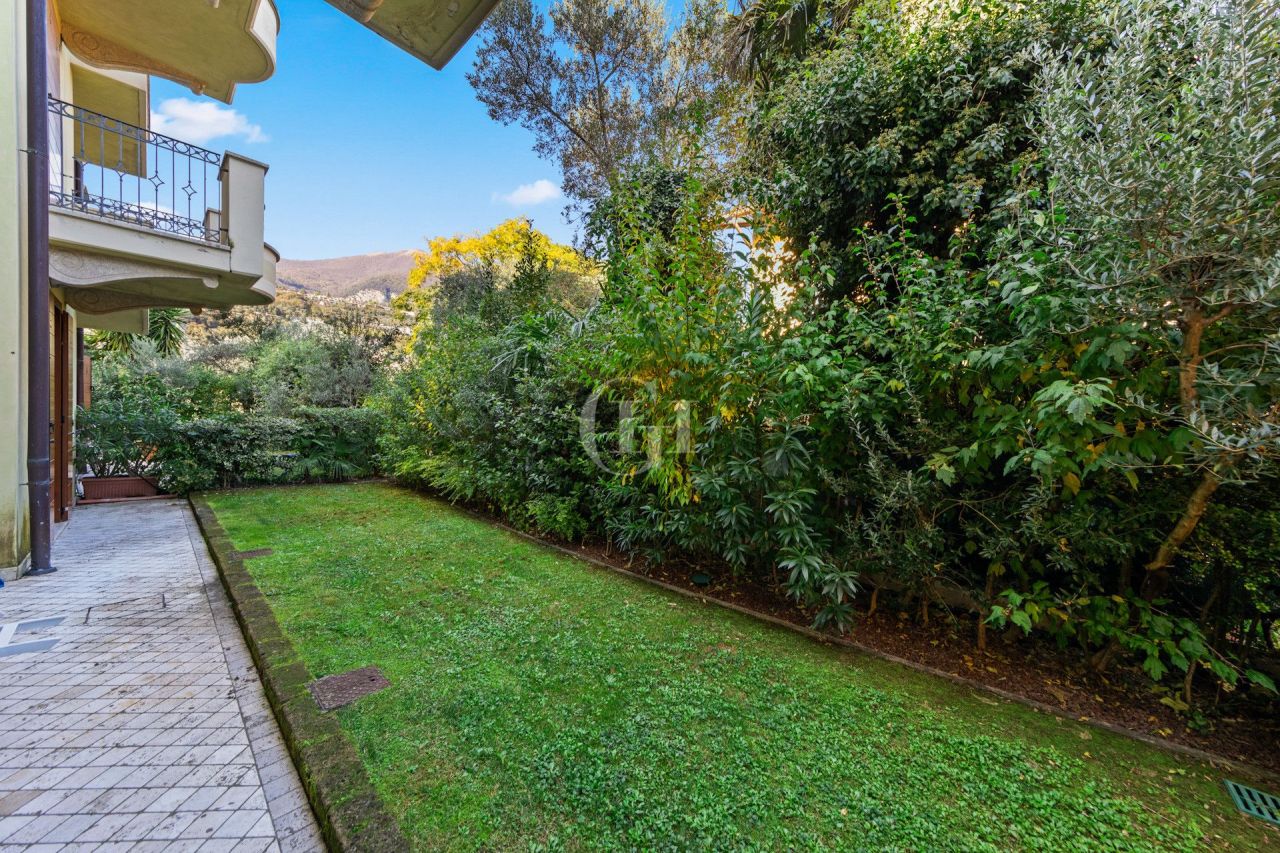 Apartamento por Lago de Garda, Italia, 72 m² - imagen 12