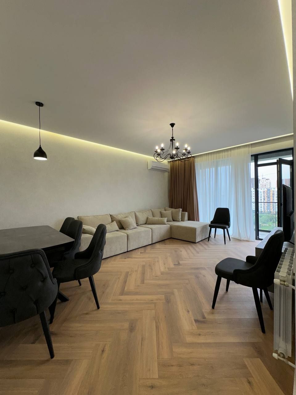 Flat in Tbilisi, Georgia, 92 m² - picture 1