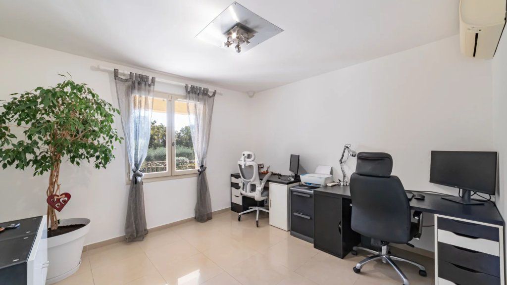 Villa à Mougins, France, 206 m² - image 14