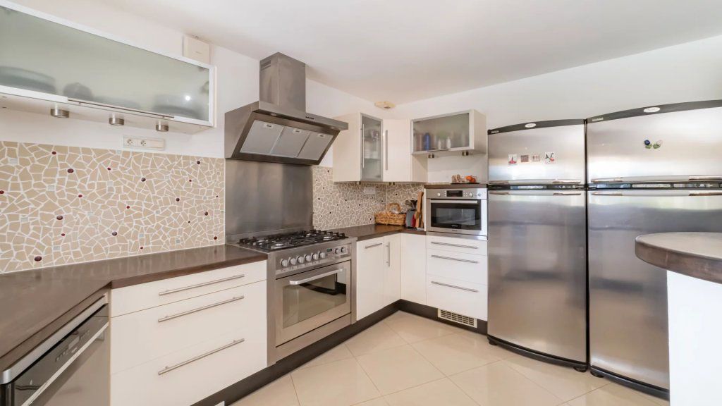 Villa à Mougins, France, 206 m² - image 9