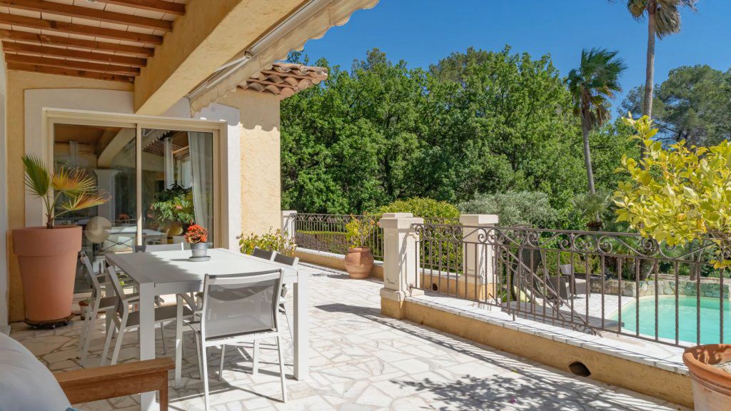 Villa à Mougins, France, 206 m² - image 16