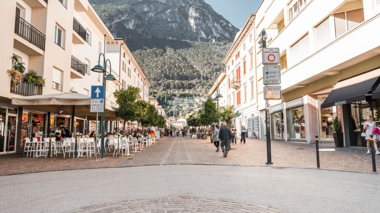 Appartamenti sul Lago di Garda, Italia, 130 m² - foto 10