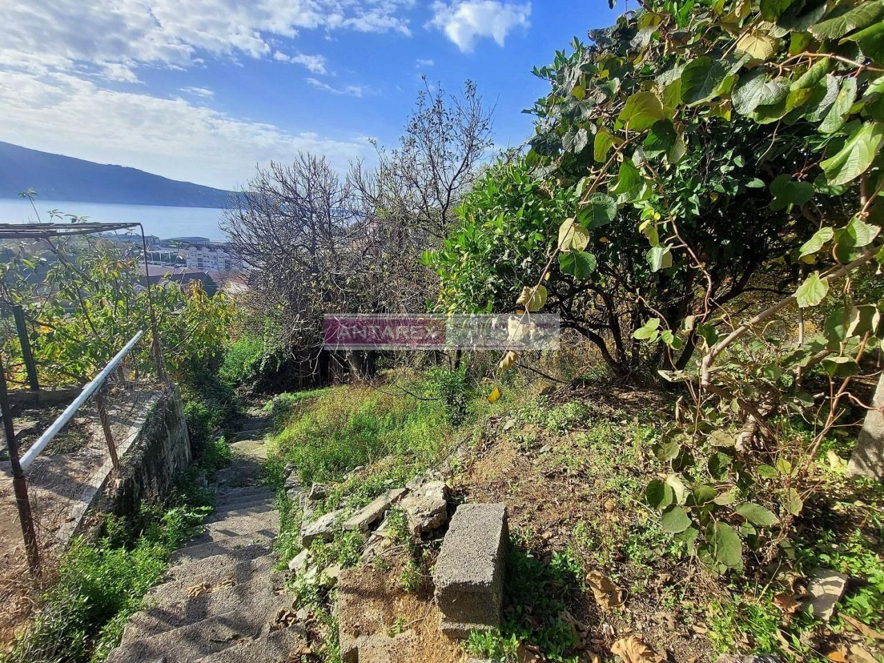 Terreno en Zelenika, Montenegro, 634 m² - imagen 3