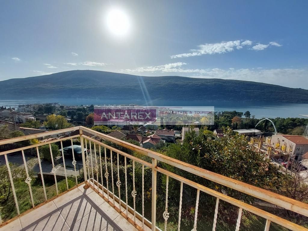 Villa en Kumbor, Montenegro, 225 m² - imagen 14