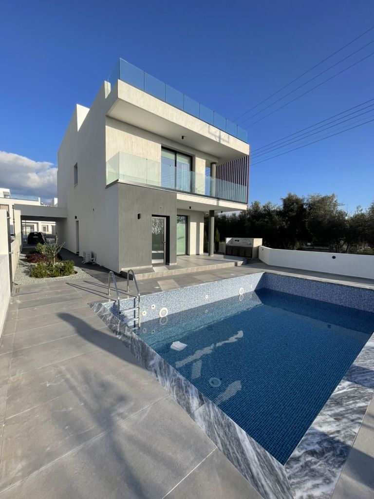 Villa in Paphos, Cyprus, 254 m² - picture 1