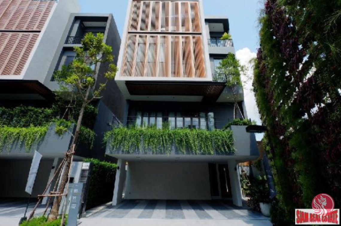 House in Bangkok, Thailand, 357 m² - picture 1