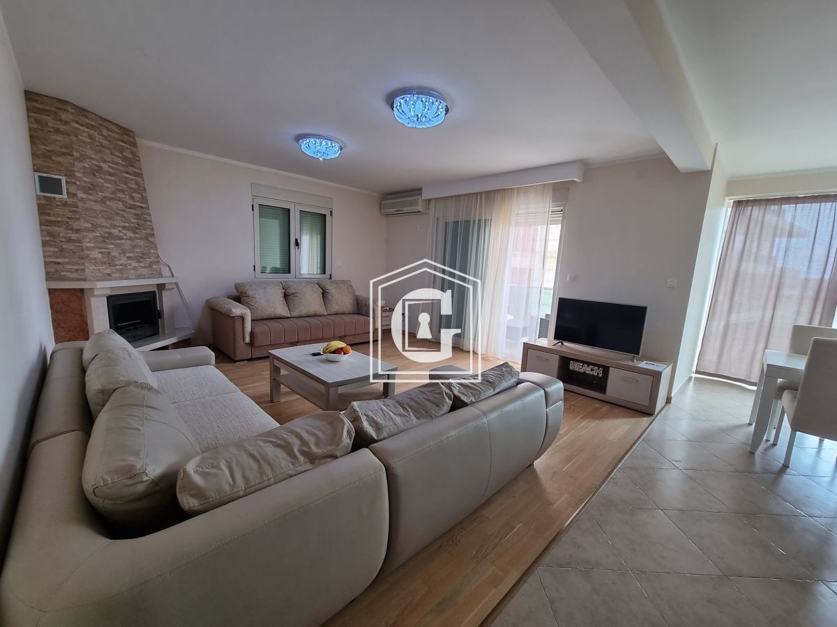 Apartment in Becici, Montenegro, 94 m² - Foto 1