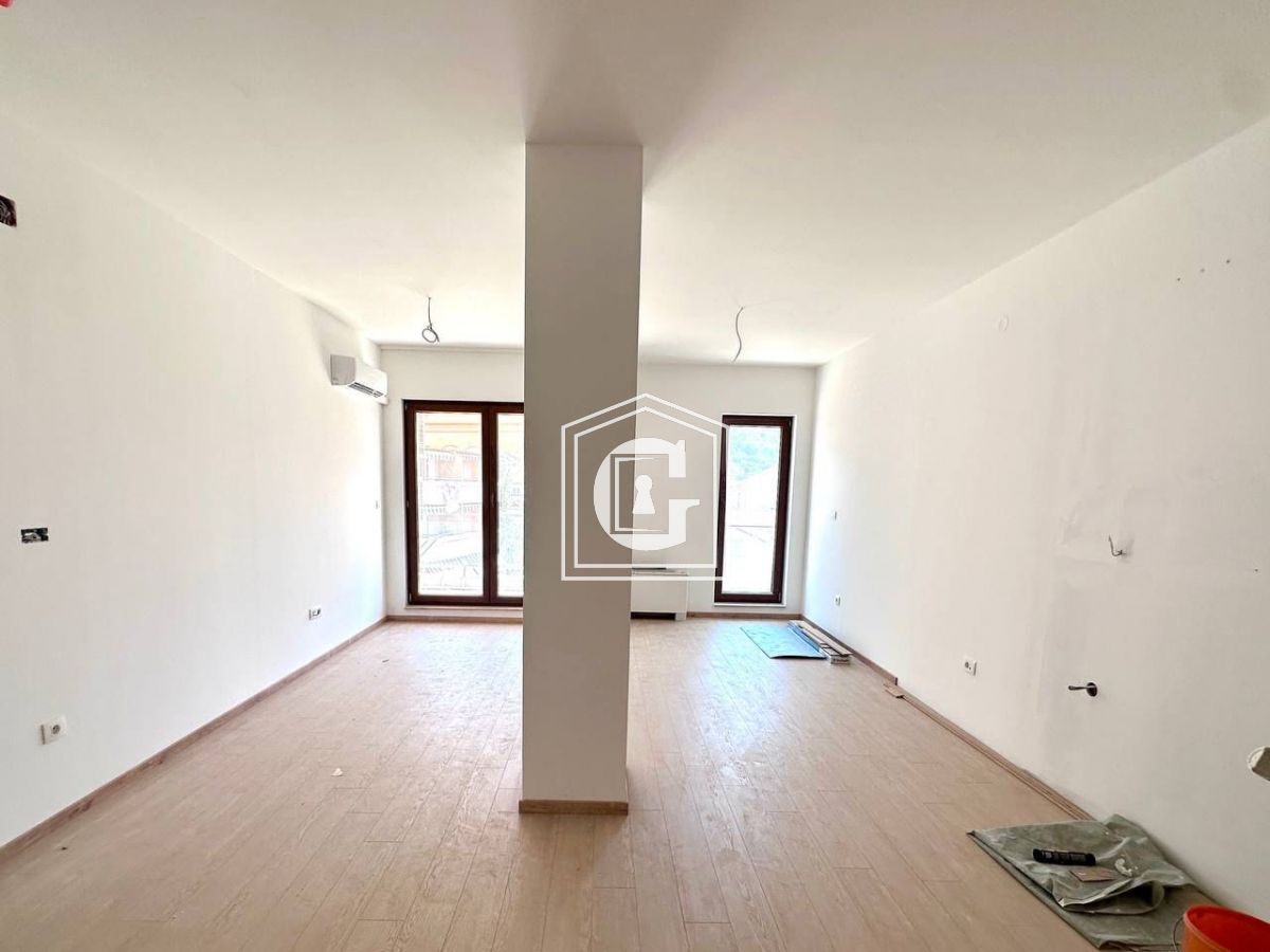 Apartment in Budva, Montenegro, 86 m² - Foto 1