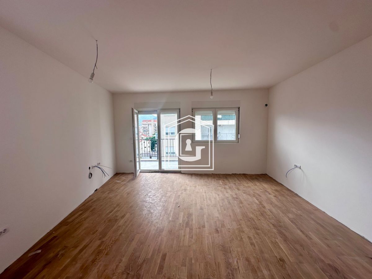 Apartment in Budva, Montenegro, 68 m² - Foto 1