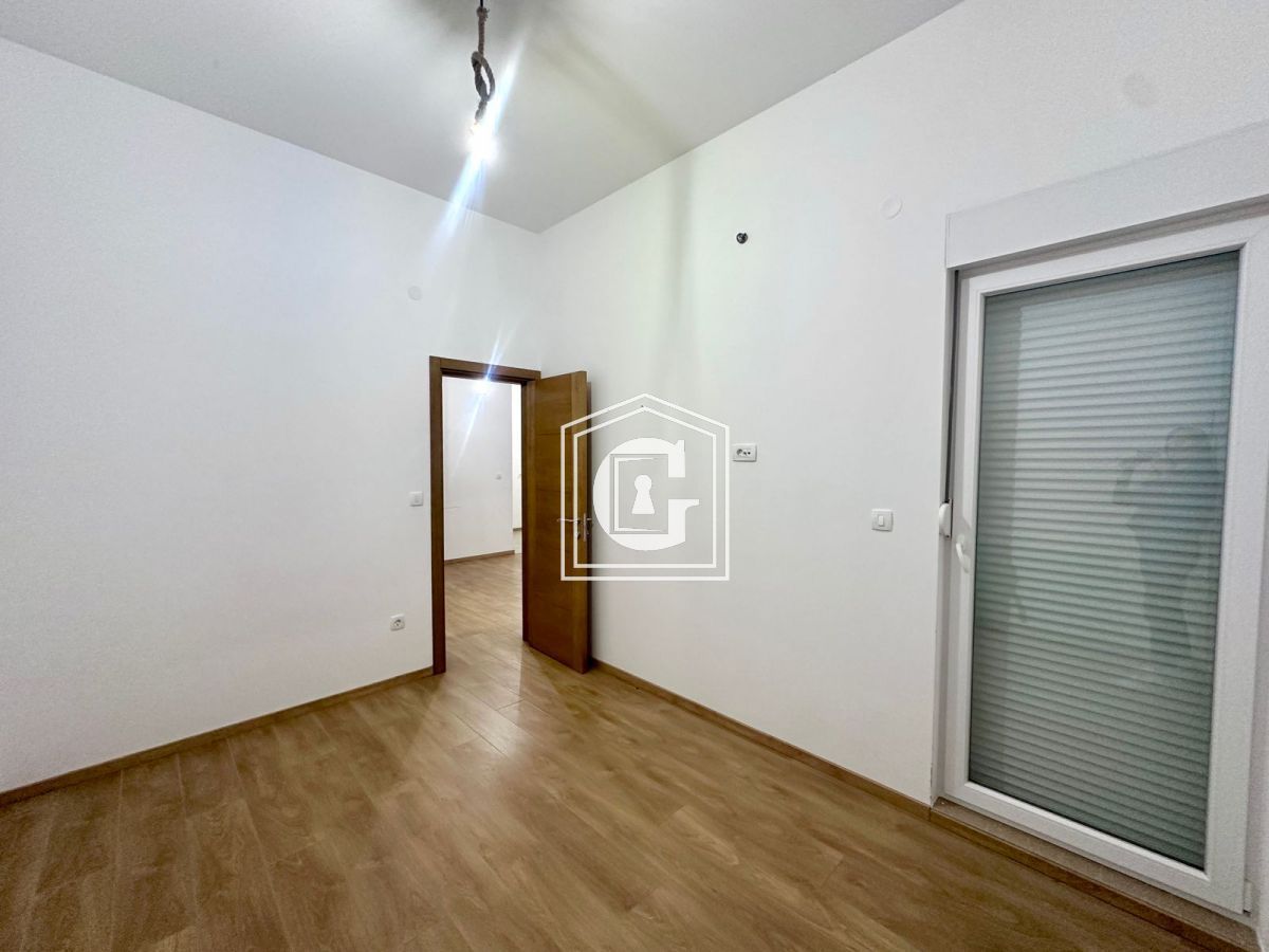 Commercial property in Budva, Montenegro, 43 m² - picture 5