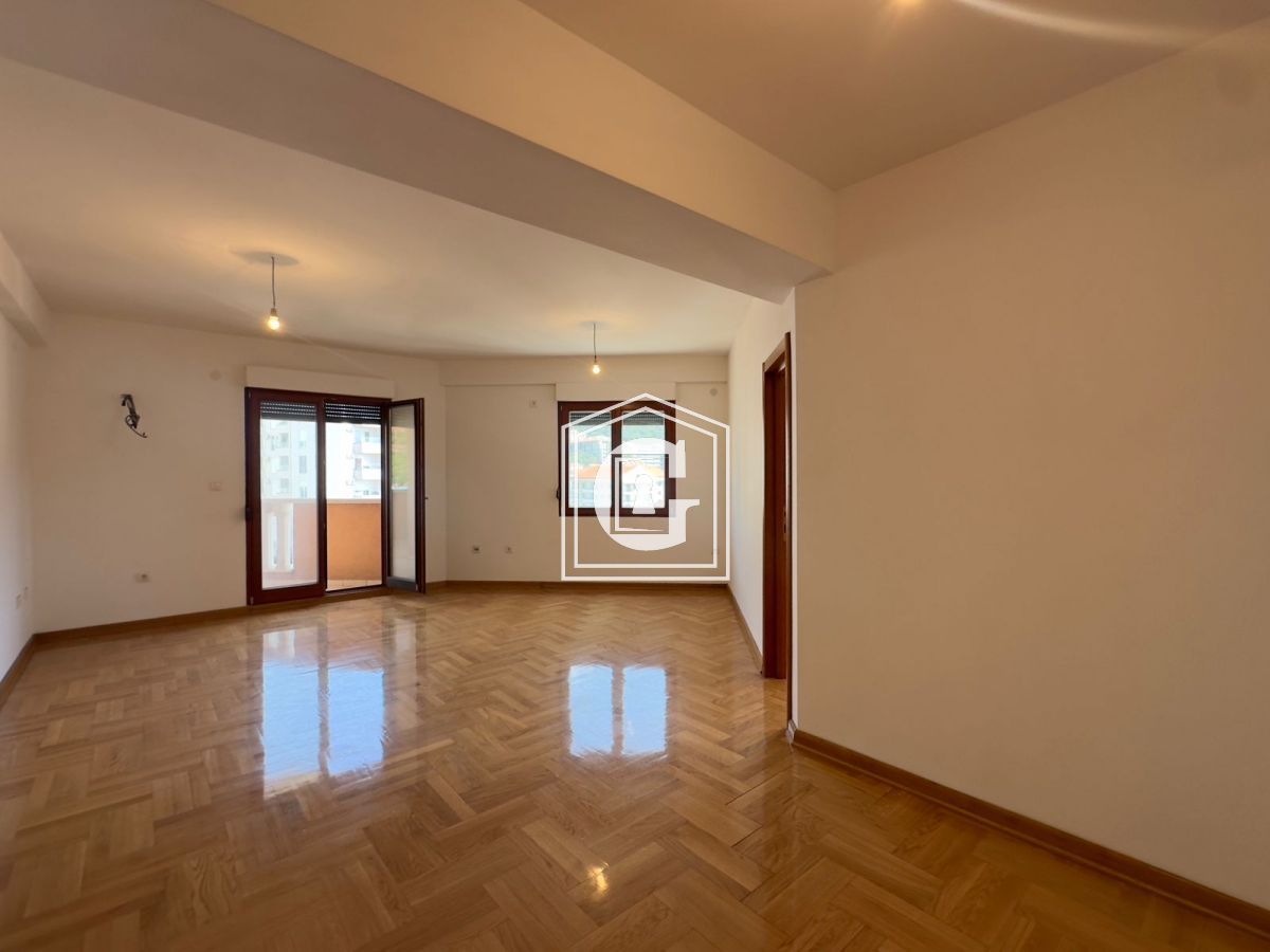 Apartment in Budva, Montenegro, 111 m² - picture 6