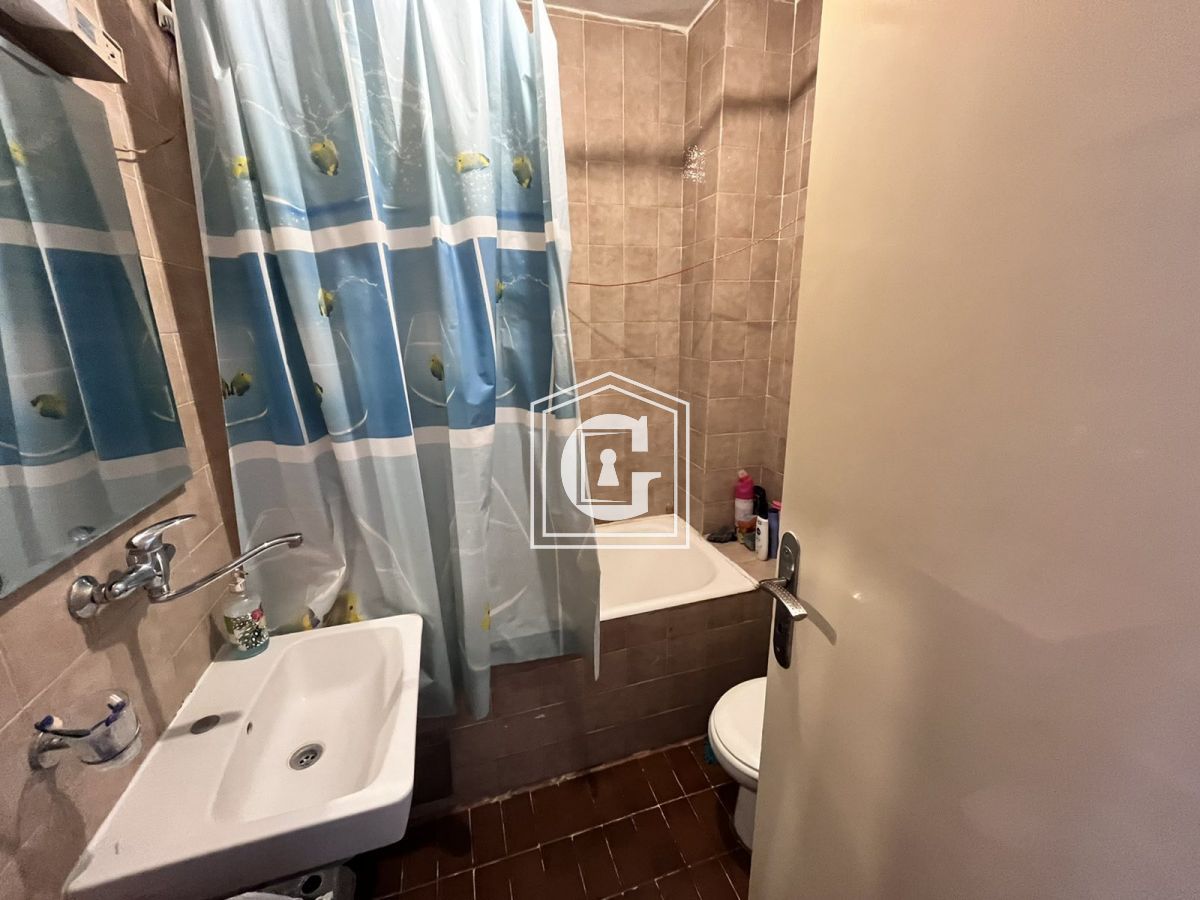 Apartment in Budva, Montenegro, 63 m² - picture 11