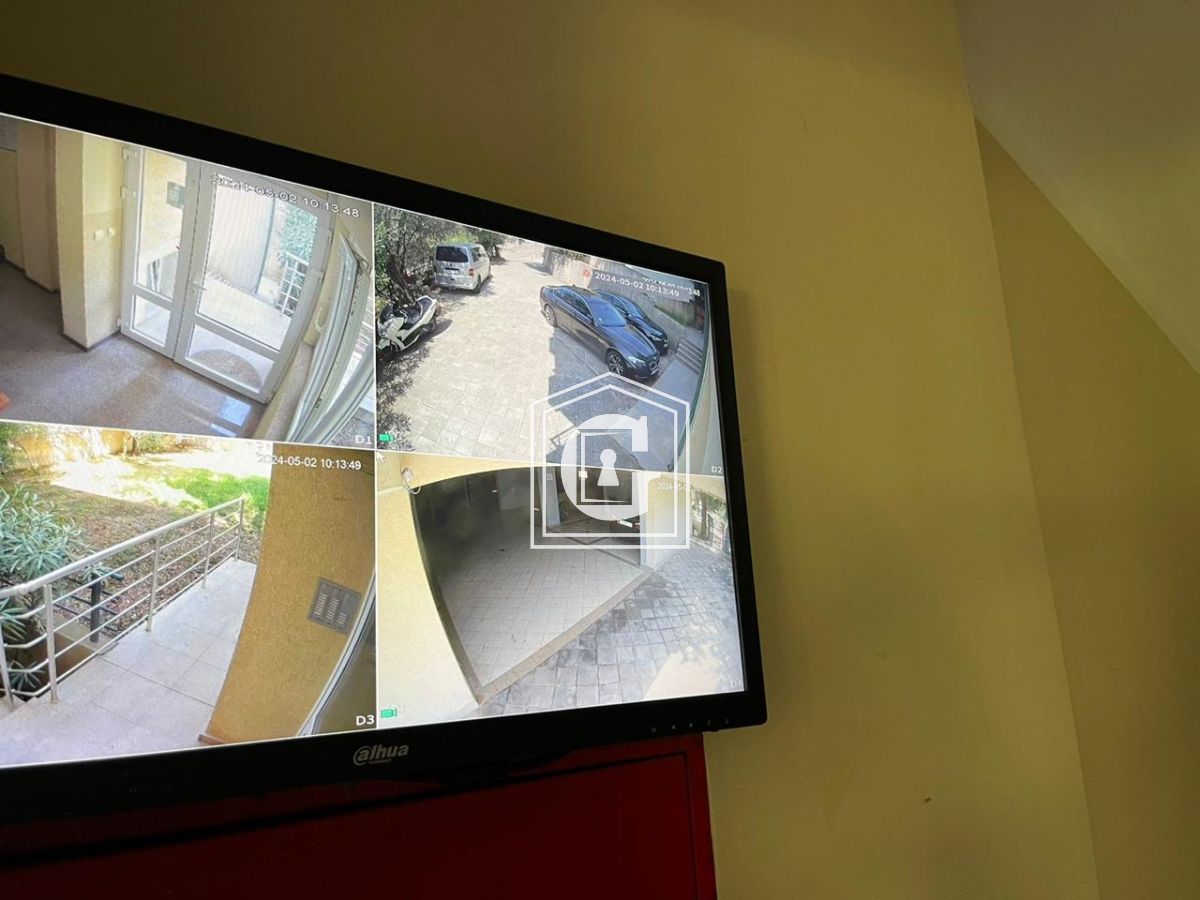 Apartment in Budva, Montenegro, 87 m² - picture 11