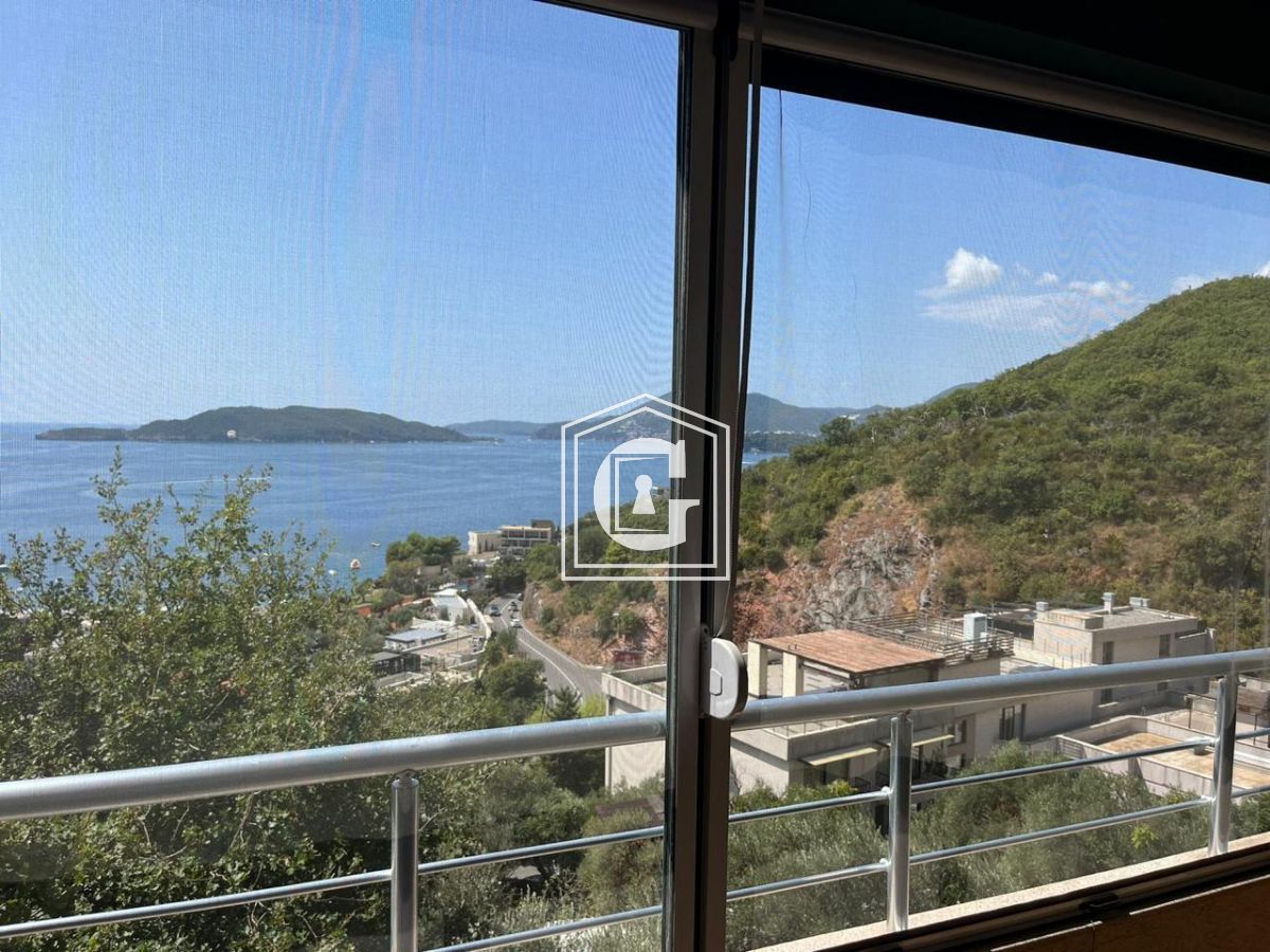Apartment in Budva, Montenegro, 87 m² - picture 13