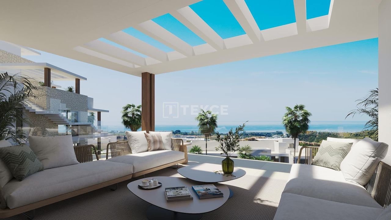 Penthouse in Estepona, Spain, 210 m² - picture 1