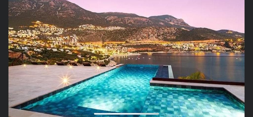 Villa in Kaş, Turkey, 300 m² - picture 7