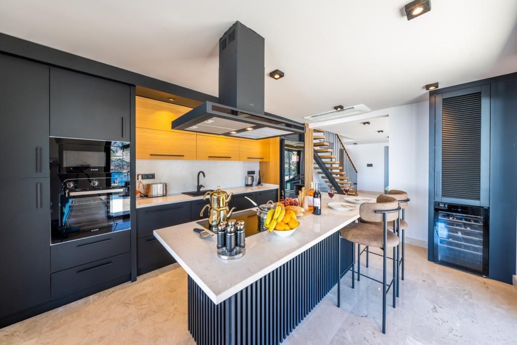 Villa in Kaş, Turkey, 300 m² - picture 6