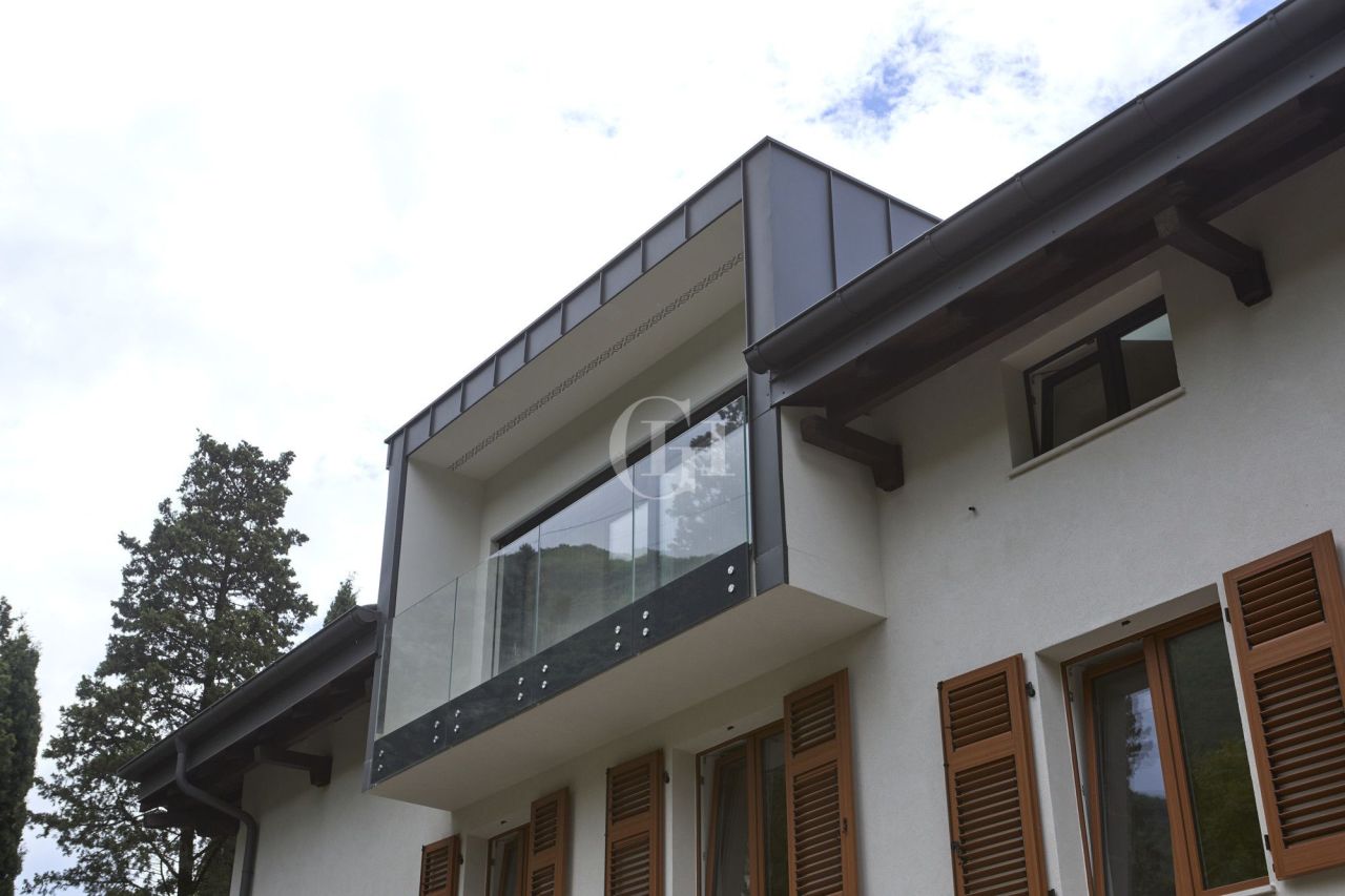 Ático por Lago de Garda, Italia, 215 m² - imagen 4