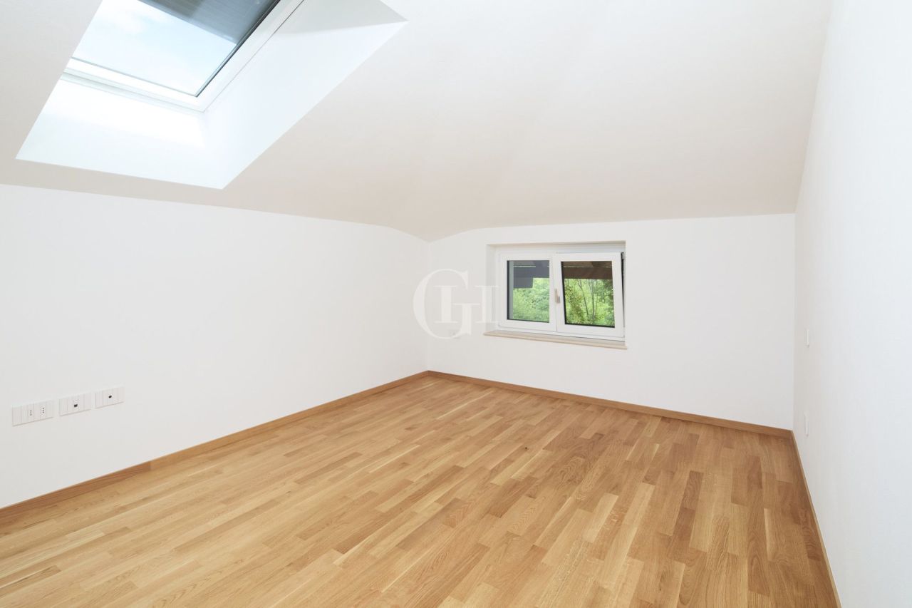 Ático por Lago de Garda, Italia, 215 m² - imagen 12