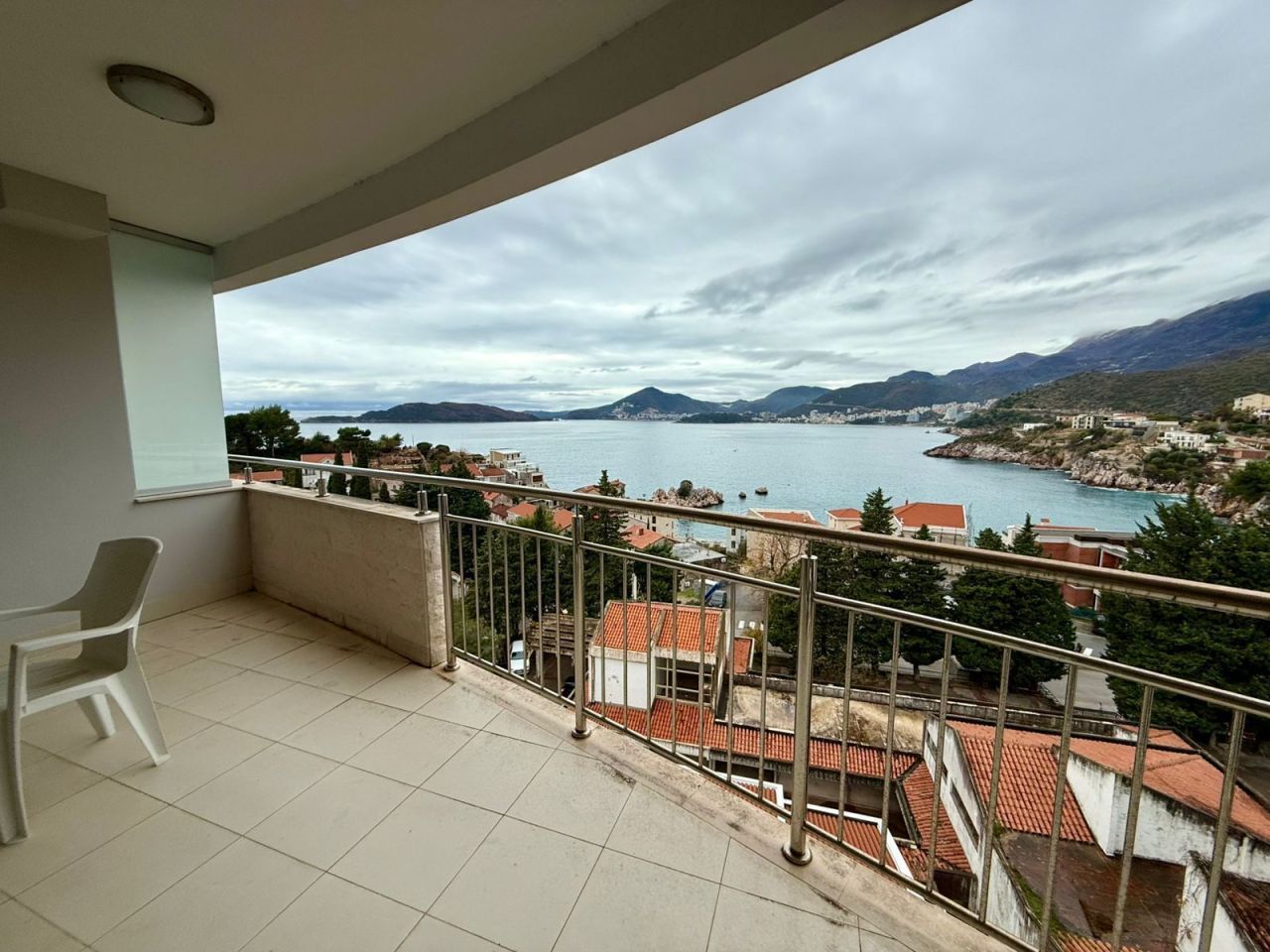 Apartment in Przno, Montenegro, 64 m² - picture 1