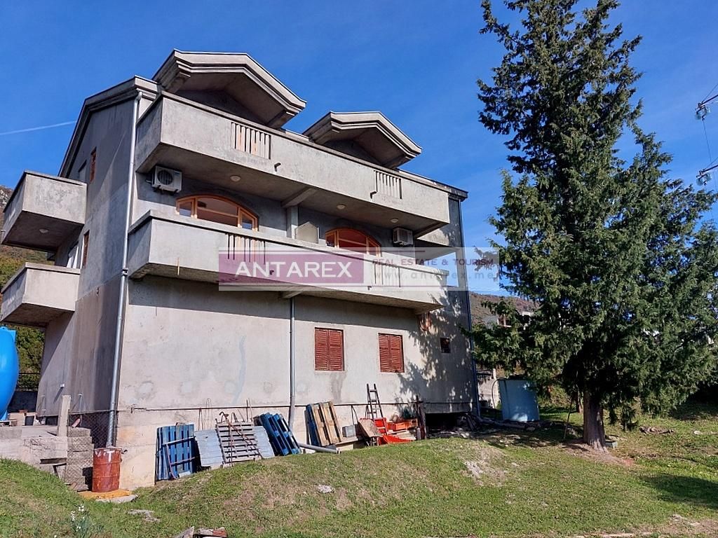 Villa à Dénovici, Monténégro, 300 m² - image 2