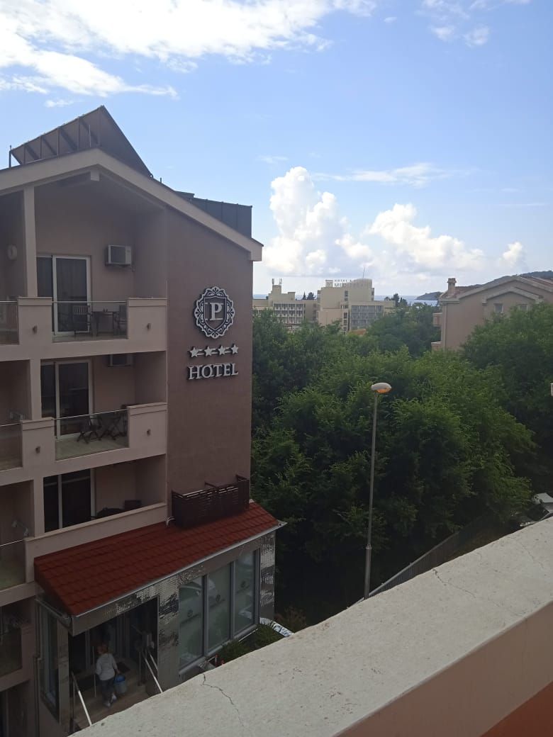 Wohnung in Becici, Montenegro, 61 m² - Foto 1