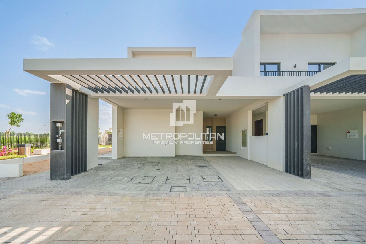 Villa in Dubai, UAE, 223 m² - picture 1