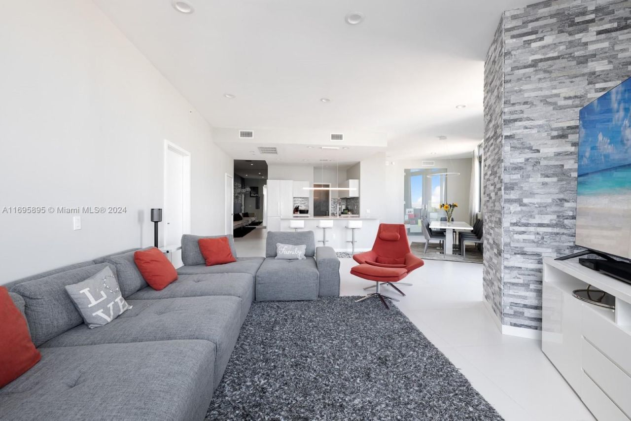 Penthouse in Miami, USA, 220 m² - picture 5